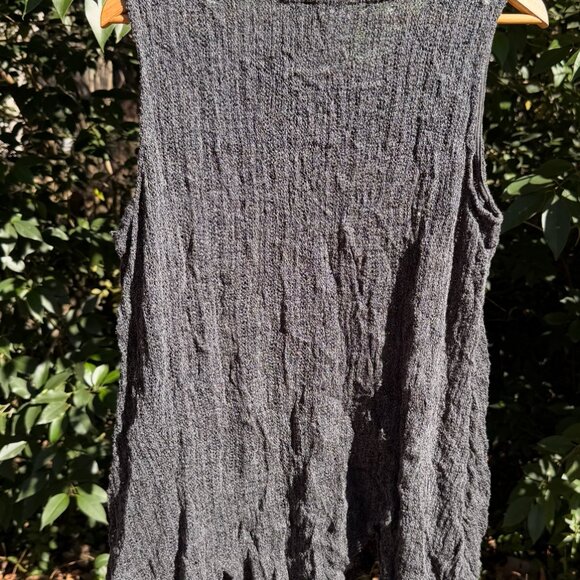 Mate the Label Textured Tank S | Charcoal Boho Layering Top Sustainable USA - Picture 3 of 4